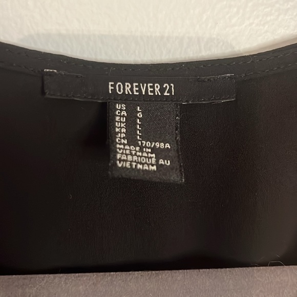 Forever 21 Black Sleeveless Blouse with White Pearl Collar Large - Picture 3 of 7